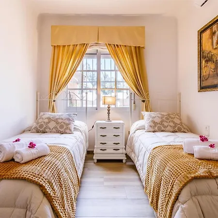 La Orilla Villa Benajarafe
