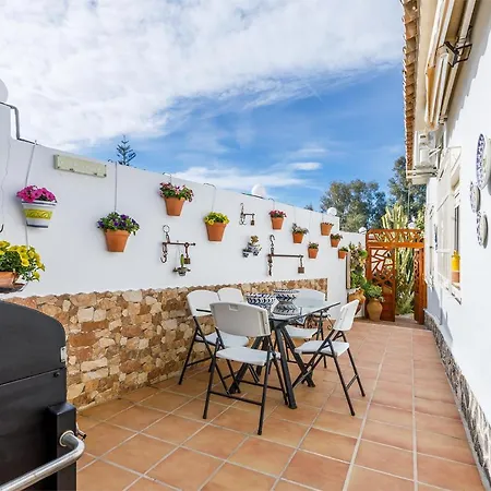 La Orilla Villa